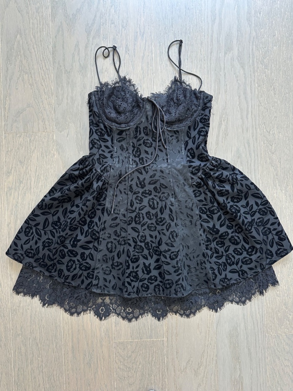 For Love and Lemons Shae Black Velvet Lace Mini Dress Bodice - Size XXS - Picture 2 of 10